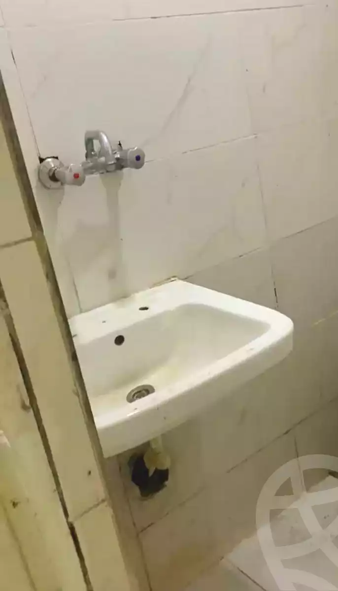 https://aqarmap.com.eg/ar/listing/7028700-for-sale-alexandria-al-agamy-el-hanouvel