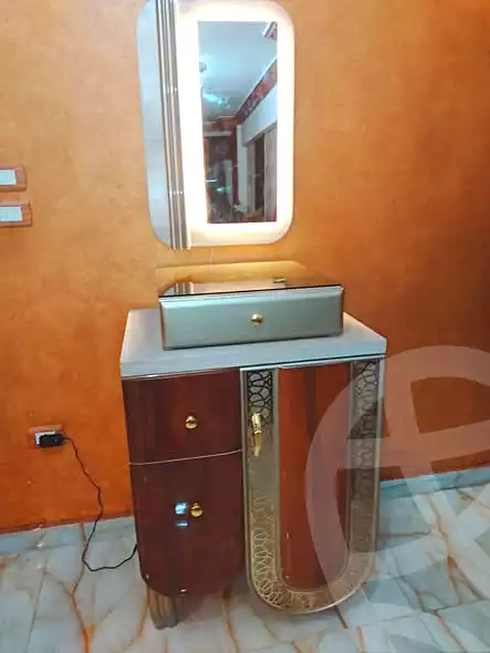 https://aqarmap.com.eg/en/listing/7028703-for-sale-alexandria-al-agamy-el-hanouvel-kasr-al-quiri-st-1