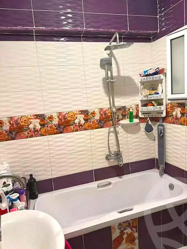 https://aqarmap.com.eg/en/listing/7028720-for-sale-alexandria-al-agamy-lbytsh-el-hanafeya-st