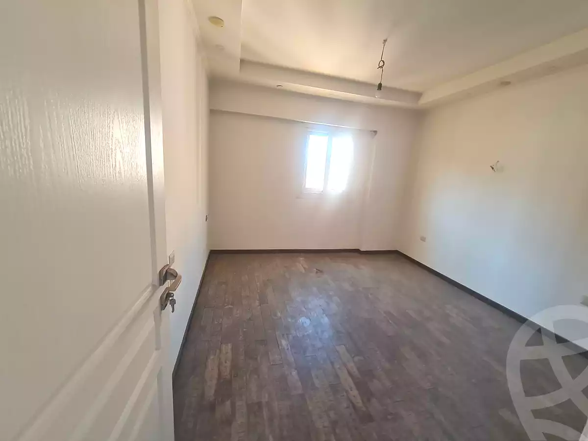 https://aqarmap.com.eg/ar/listing/7029108-for-sale-alexandria-smouha-mohammed-fawzi-moaz-st
