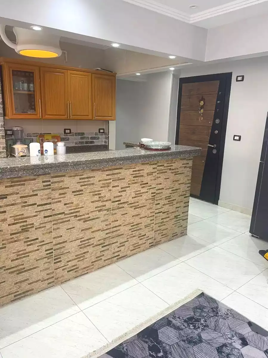 https://aqarmap.com.eg/ar/listing/7029433-for-sale-alexandria-el-asafra-shr-45