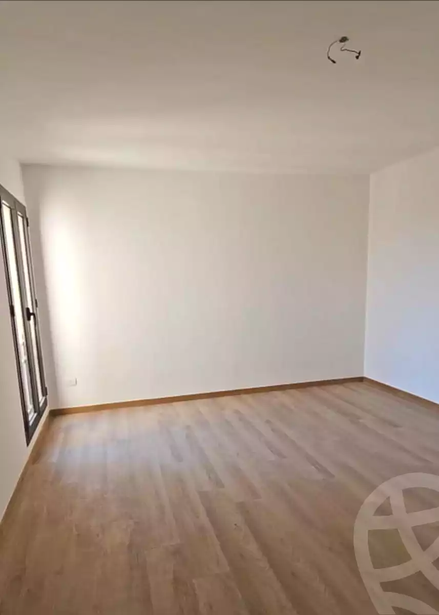 شقة بغرفتي نوم في فيفث سكوير المراسم، صورة ٧ من ٧
