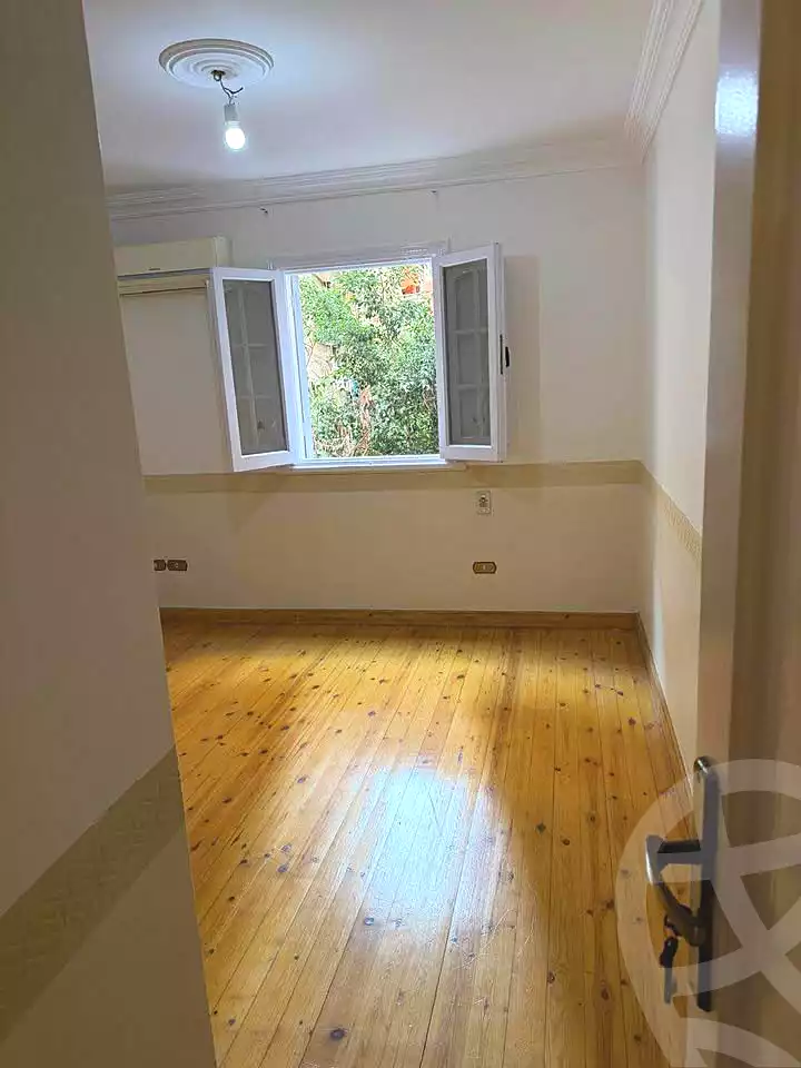 https://aqarmap.com.eg/en/listing/7030144-for-sale-alexandria-ganaklis