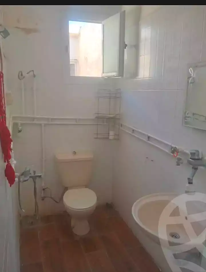 https://aqarmap.com.eg/ar/listing/7030439-for-sale-alexandria-al-agamy-lbytsh-el-bostan-st