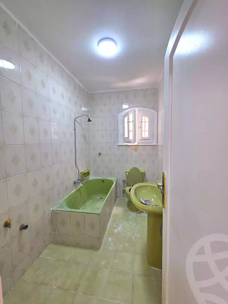 https://aqarmap.com.eg/ar/listing/7030454-for-sale-alexandria-al-agamy-shataa-el-nakheel