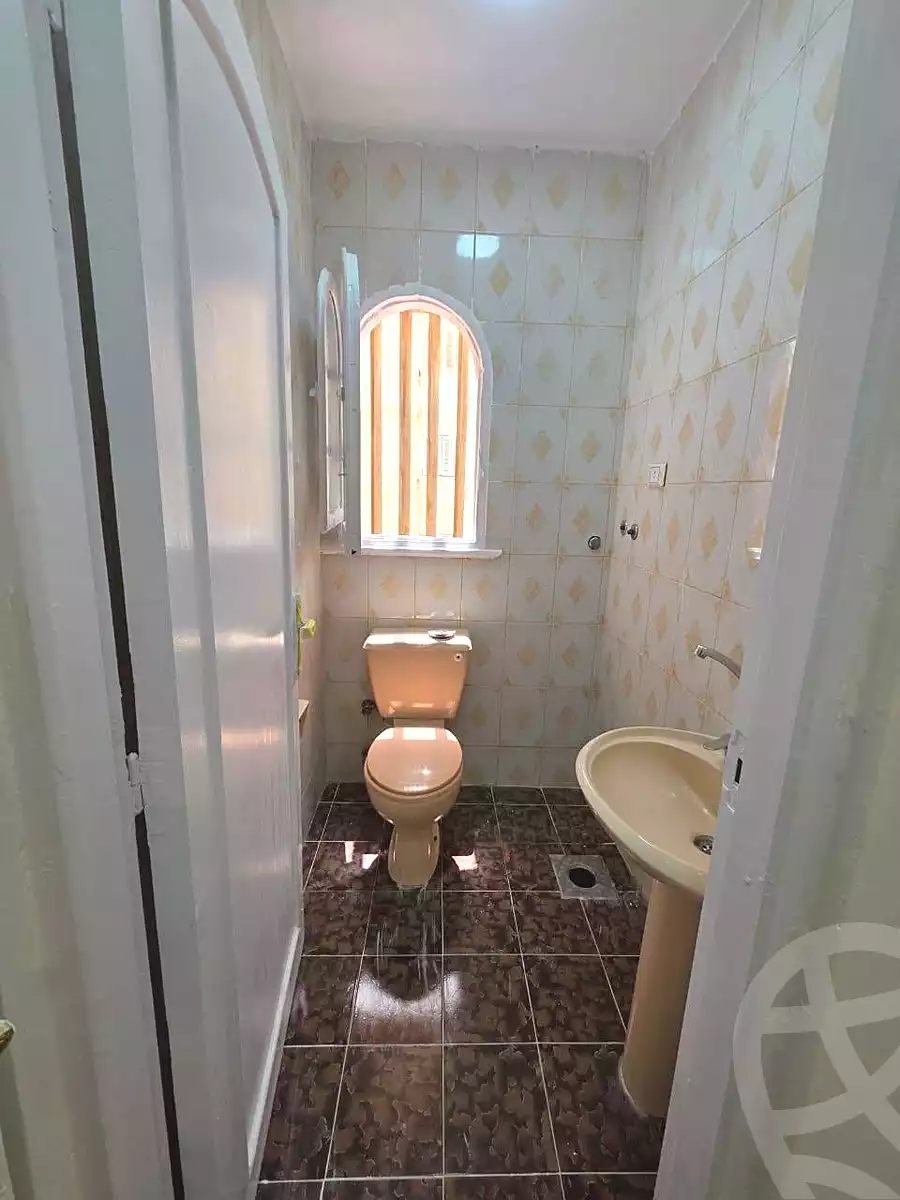 https://aqarmap.com.eg/ar/listing/7030454-for-sale-alexandria-al-agamy-shataa-el-nakheel
