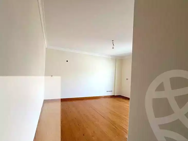 https://aqarmap.com.eg/ar/listing/7030613-for-sale-alexandria-smouha-mohammed-fawzi-moaz-st