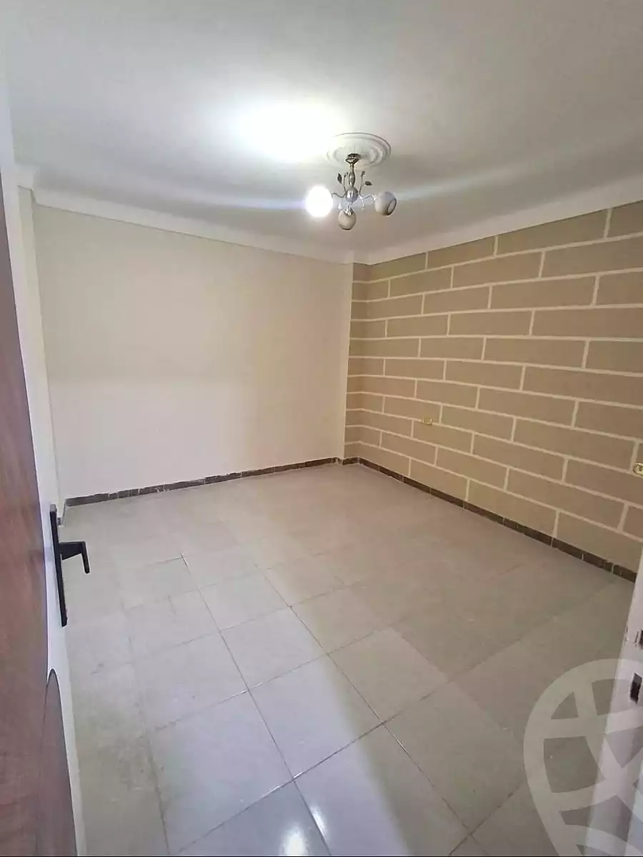 https://aqarmap.com.eg/en/listing/7030654-for-sale-alexandria-lsywf-el-falki