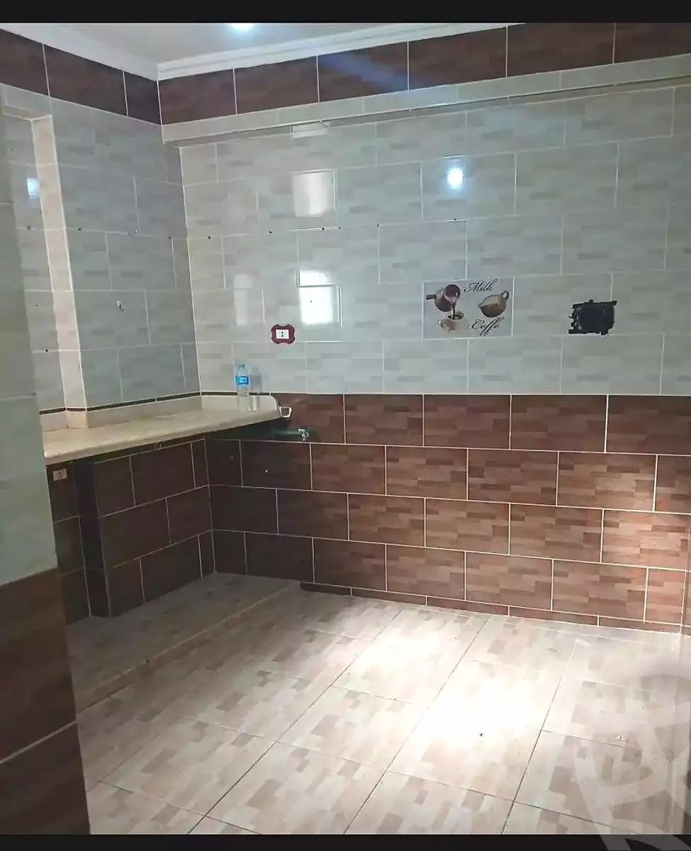 https://aqarmap.com.eg/ar/listing/7030745-for-rent-alexandria-el-asafra-salman-el-farsi-st