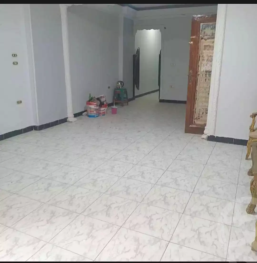 https://aqarmap.com.eg/ar/listing/7030765-for-rent-alexandria-el-asafra-shr-mlk-hfny