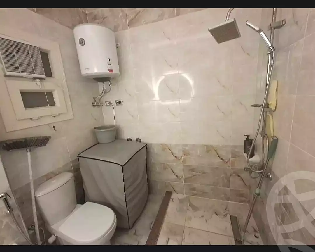 https://aqarmap.com.eg/ar/listing/7030812-for-sale-alexandria-moharram-bey-kanal-al-mahmoudeya-al-bahri-st