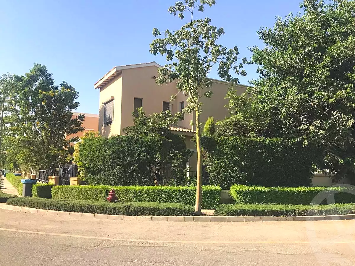 https://aqarmap.com.eg/en/listing/7030818-for-sale-cairo-new-cairo-compounds-mivida-mivida-business-park-emaar