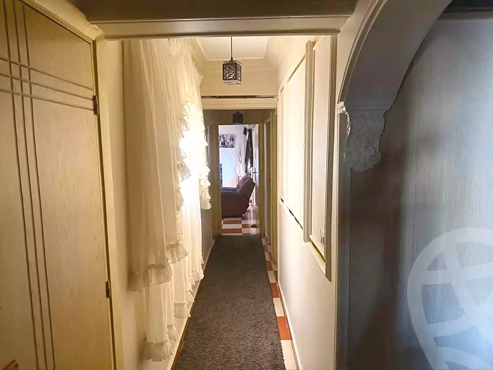 https://aqarmap.com.eg/ar/listing/7030830-for-sale-alexandria-moharram-bey-moharram-bek-st