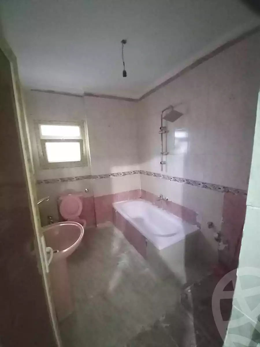 https://aqarmap.com.eg/ar/listing/7031084-for-sale-alexandria-al-agamy-lbytsh