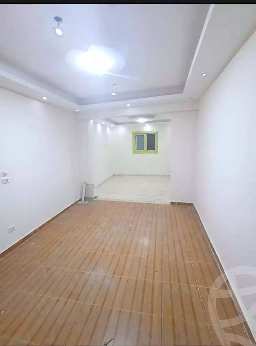 https://aqarmap.com.eg/ar/listing/7031284-for-sale-alexandria-el-asafra-shr-45