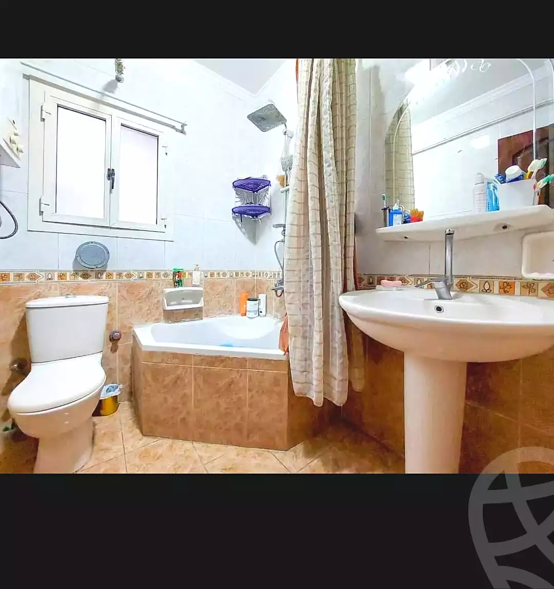 https://aqarmap.com.eg/ar/listing/7031302-for-sale-alexandria-sydy-bshr-sydy-bshr-bhry-gamal-abd-el-nasir-st