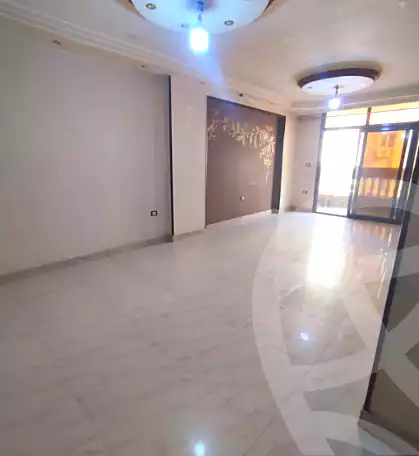 https://aqarmap.com.eg/ar/listing/7031395-for-sale-cairo-faisal-kafr-tohormos-queen-nazli-st