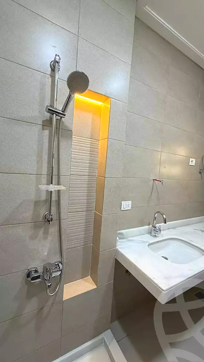https://aqarmap.com.eg/ar/listing/7031788-for-rent-cairo-new-cairo-el-yassamin-el-yasmeen-8