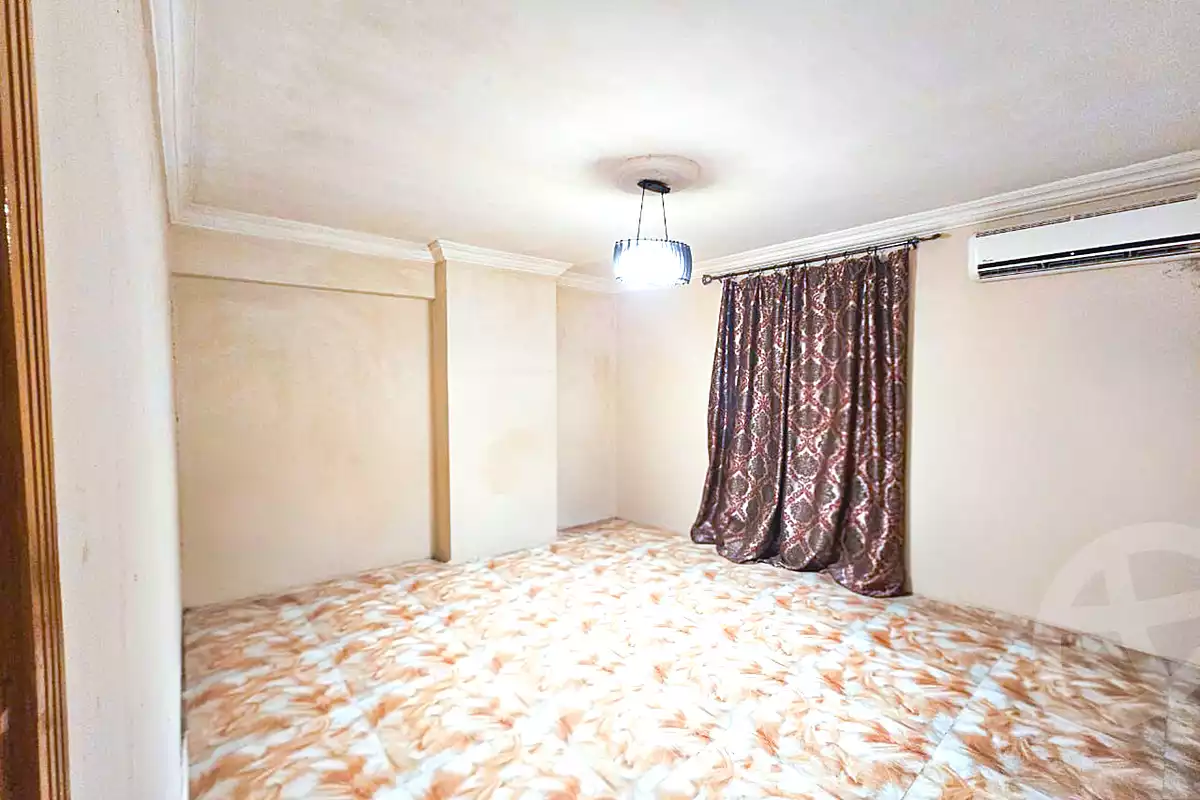 https://aqarmap.com.eg/ar/listing/7032037-for-sale-alexandria-el-montazah-el-malek-st