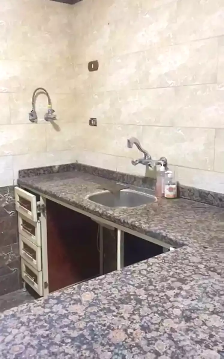 https://aqarmap.com.eg/en/listing/7032173-for-rent-alexandria-fyktwry-el-galaa-st