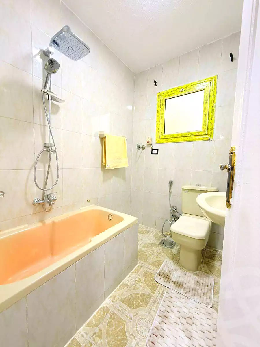 https://aqarmap.com.eg/ar/listing/7032312-for-sale-alexandria-al-agamy-shataa-el-nakheel