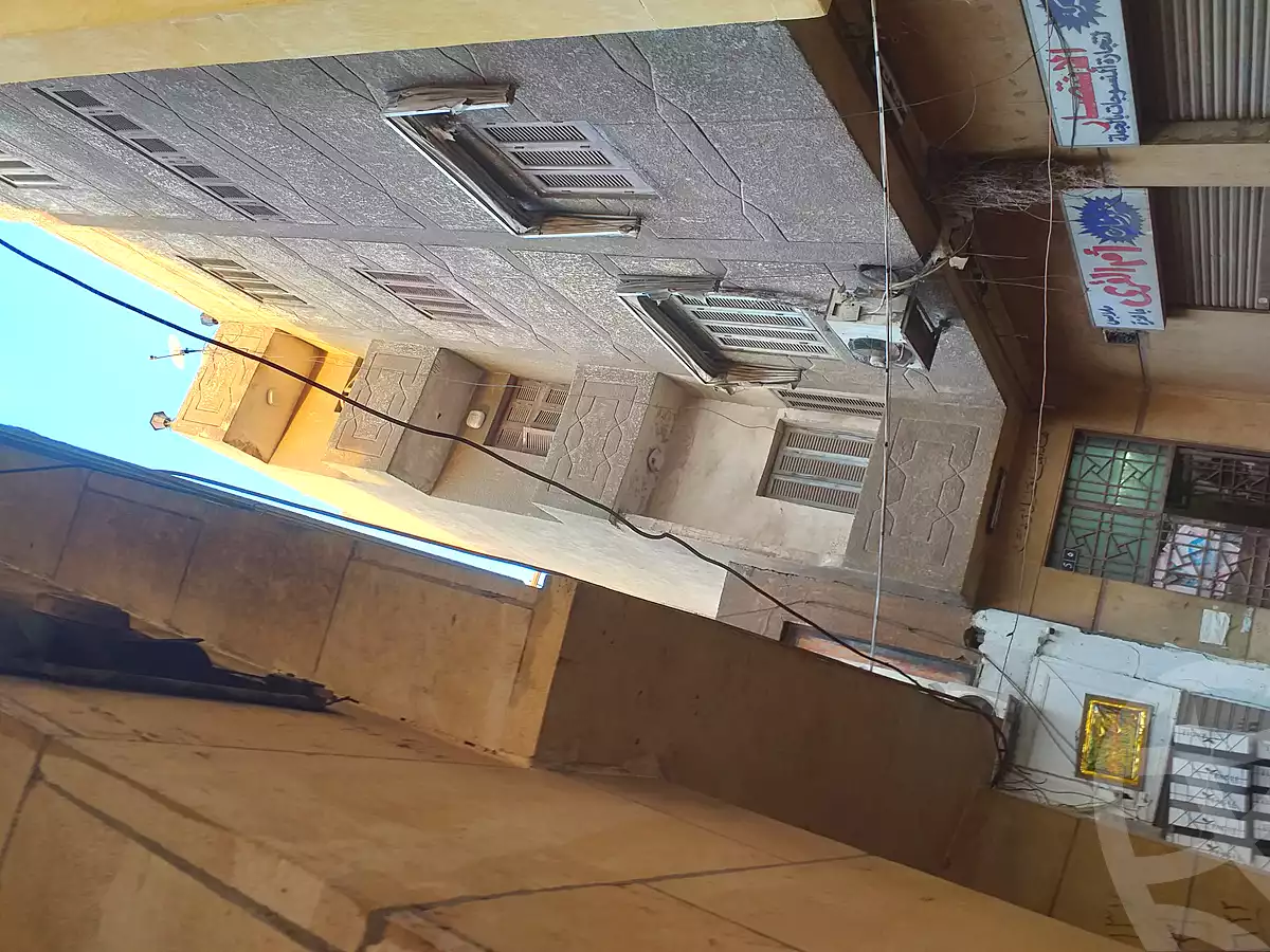https://aqarmap.com.eg/ar/listing/7032389-for-sale-cairo-downtown-el-darb-elahmer-abou-harbaya-st