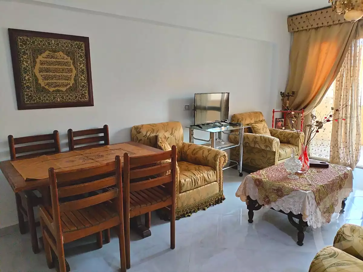 https://aqarmap.com.eg/ar/listing/7032547-for-rent-cairo-6th-of-october-hadaeq-october-compounds-djlh-blmz-m-mr-lmrshdy
