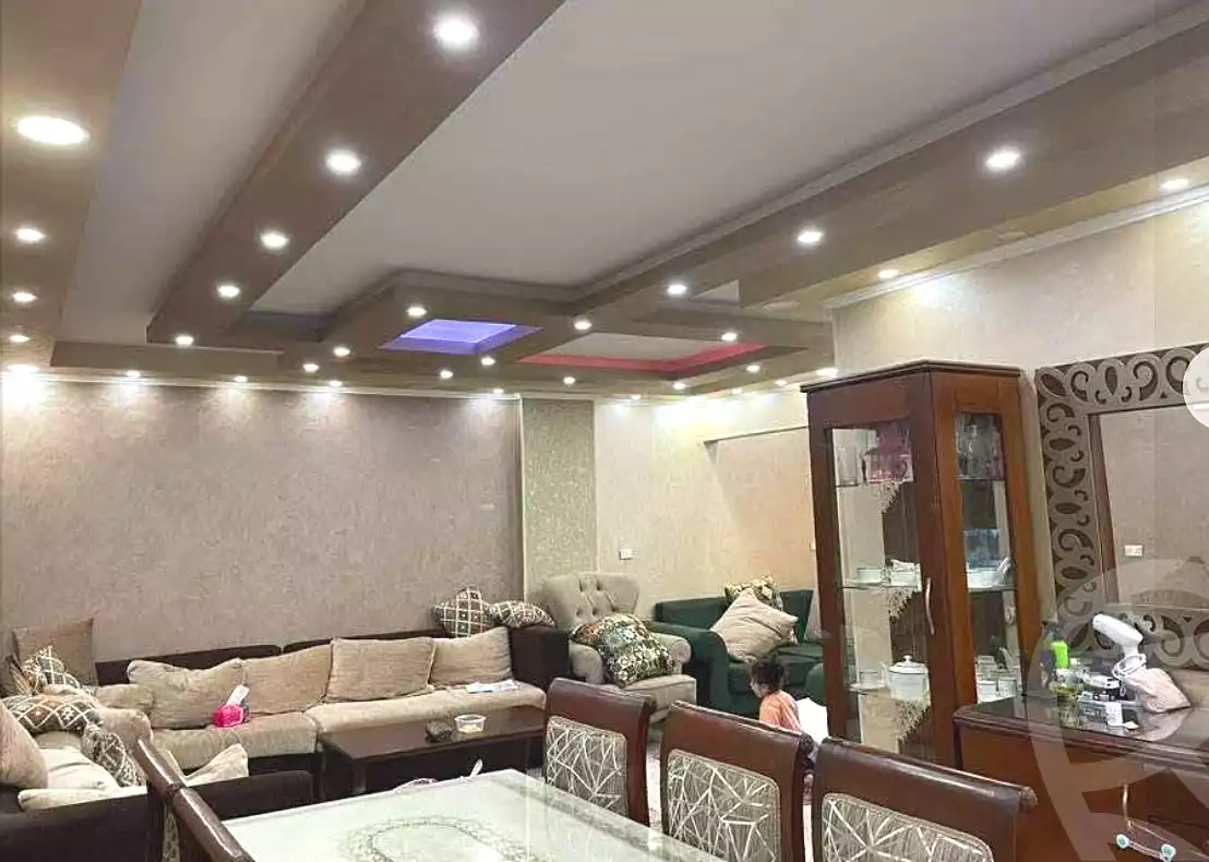 https://aqarmap.com.eg/en/listing/7033137-for-sale-cairo-helwan-mahmoud-zaki-st