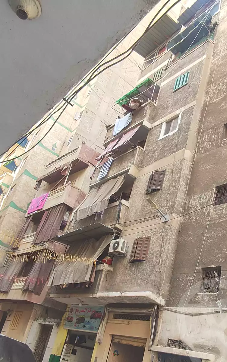 https://aqarmap.com.eg/ar/listing/7034119-for-sale-alexandria-el-asafra-l-sfr-bhry