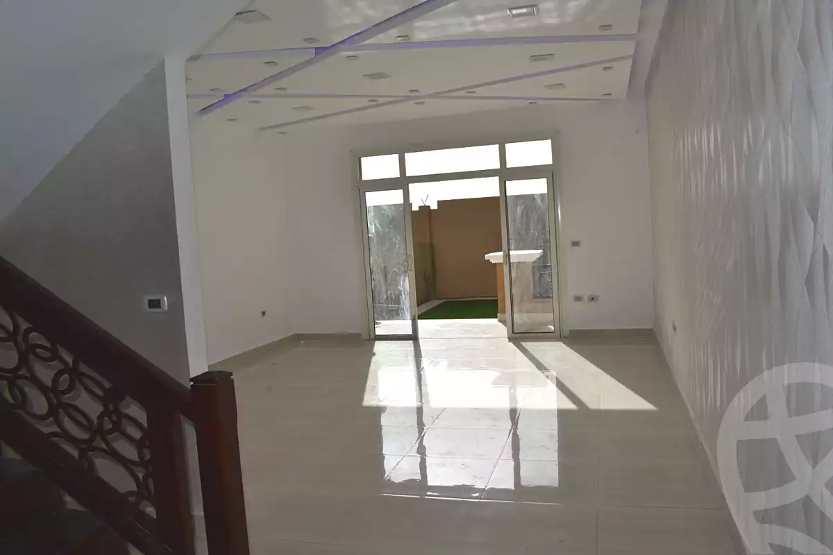 تاون هاوس بـ٣ غرف نوم في نيوم بيراميدز، صورة ٤ من ٨