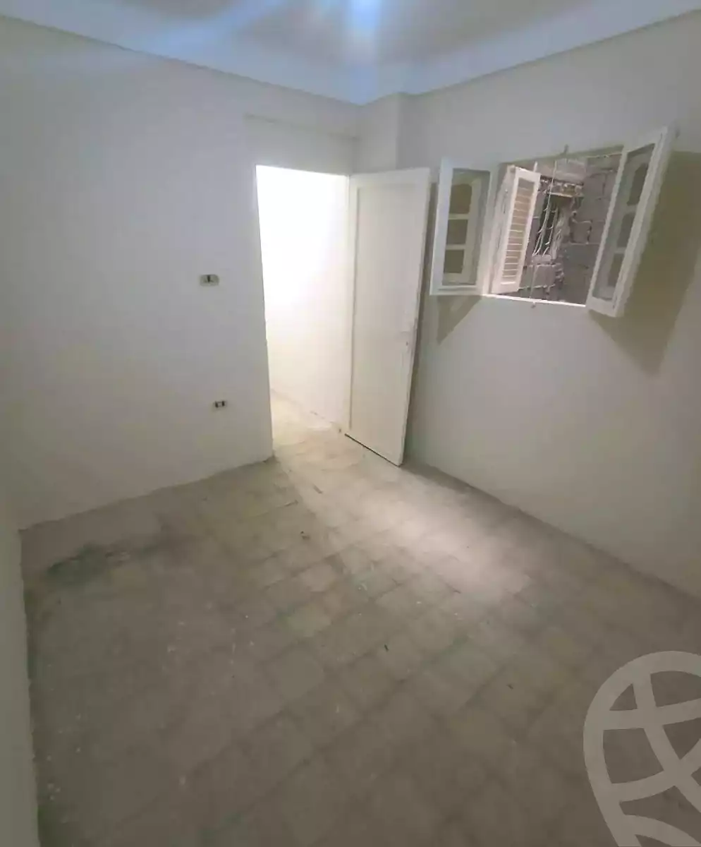 https://aqarmap.com.eg/en/listing/7034292-for-sale-alexandria-lsywf-el-falki