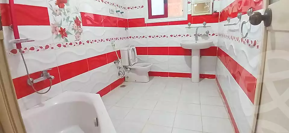https://aqarmap.com.eg/ar/listing/7034365-for-sale-cairo-hadayek-el-koba-hamamat-el-koba