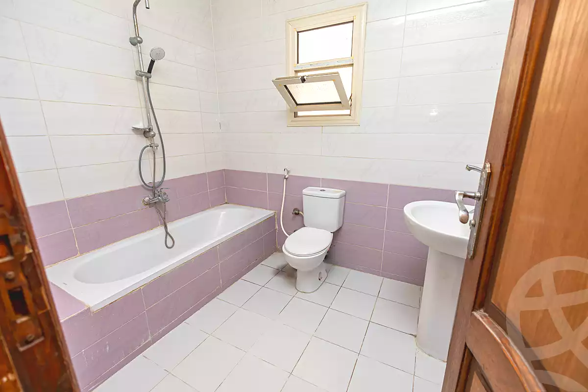 https://aqarmap.com.eg/en/listing/7034505-for-sale-alexandria-tharwat