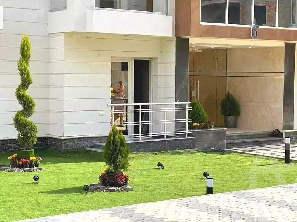 https://aqarmap.com.eg/ar/listing/7034568-for-sale-cairo-new-administrative-capital-r7-oia