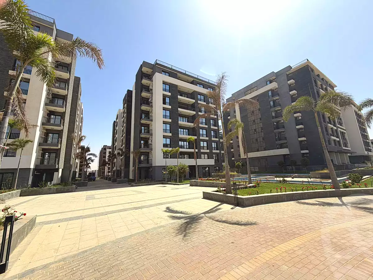 https://aqarmap.com.eg/en/listing/7034541-for-sale-cairo-new-administrative-capital-r7-scenario