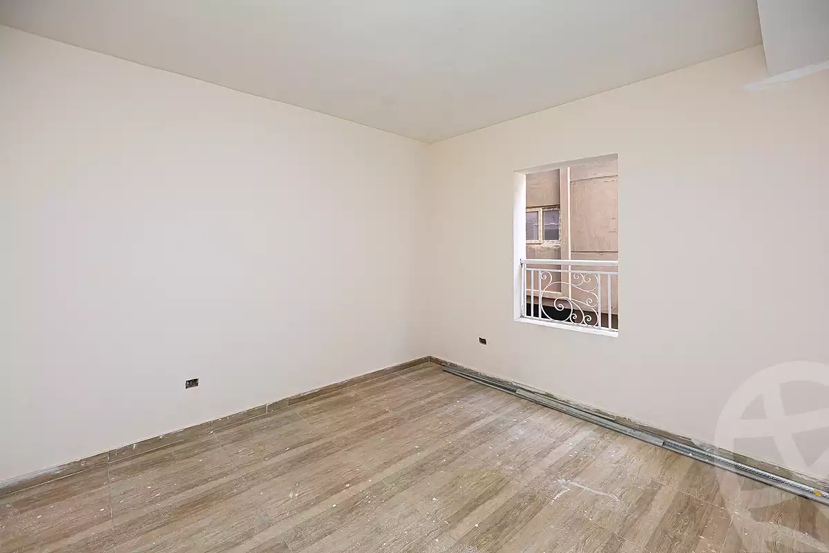 https://aqarmap.com.eg/ar/listing/7034786-for-sale-alexandria-miami-45-street