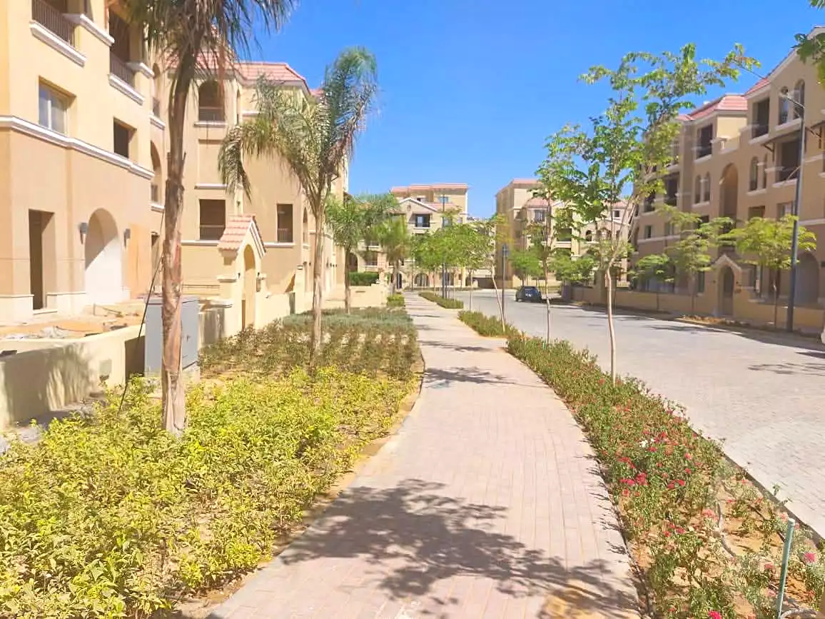 https://aqarmap.com.eg/en/listing/7034803-for-sale-cairo-el-shorouk-compounds-maadi-view