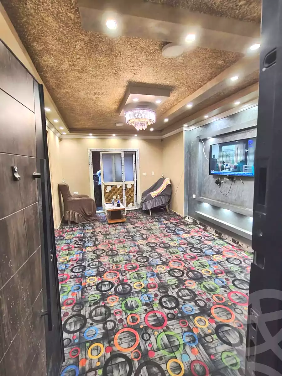 https://aqarmap.com.eg/en/listing/7034906-for-sale-cairo-helwan-hadayek-helwan-nile-corniche-st