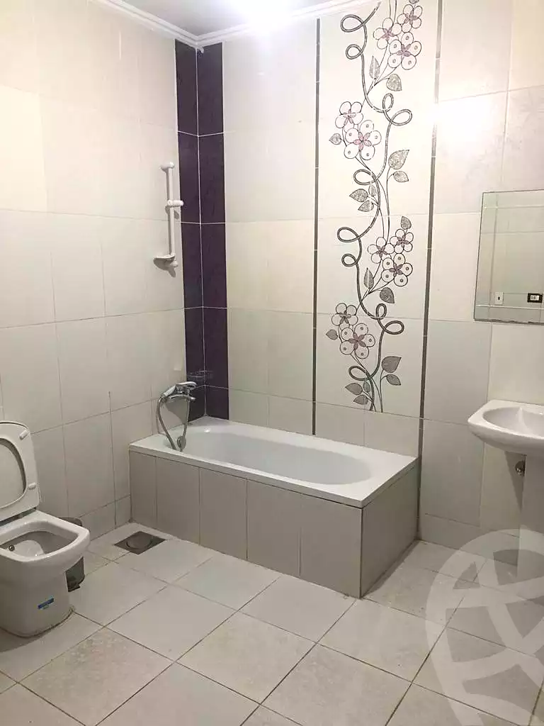 https://aqarmap.com.eg/ar/listing/7034916-for-rent-cairo-new-cairo-el-ahyaa-fourth-neighborhood-street-1