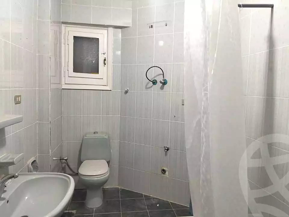 https://aqarmap.com.eg/ar/listing/7035188-for-rent-alexandria-al-agamy-shataa-el-nakheel