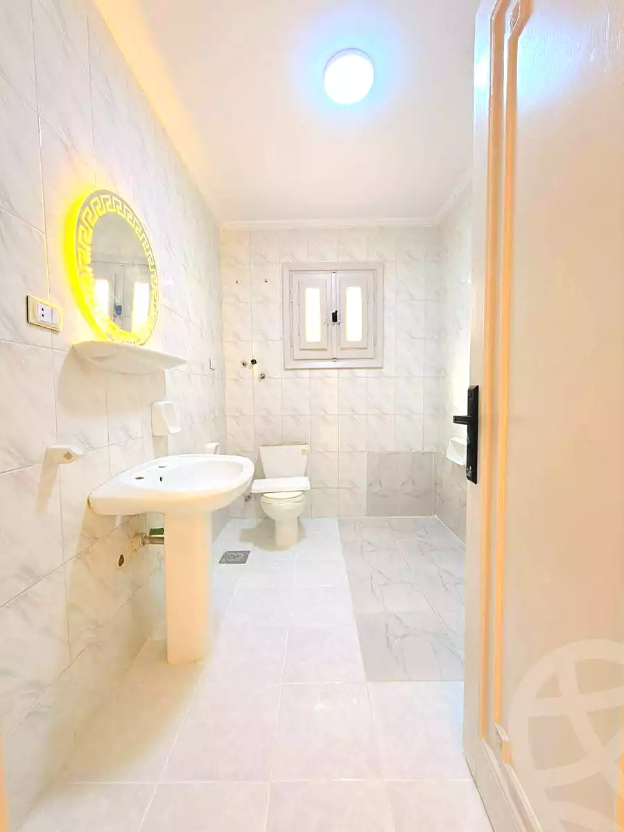 https://aqarmap.com.eg/en/listing/7035440-for-sale-alexandria-al-agamy