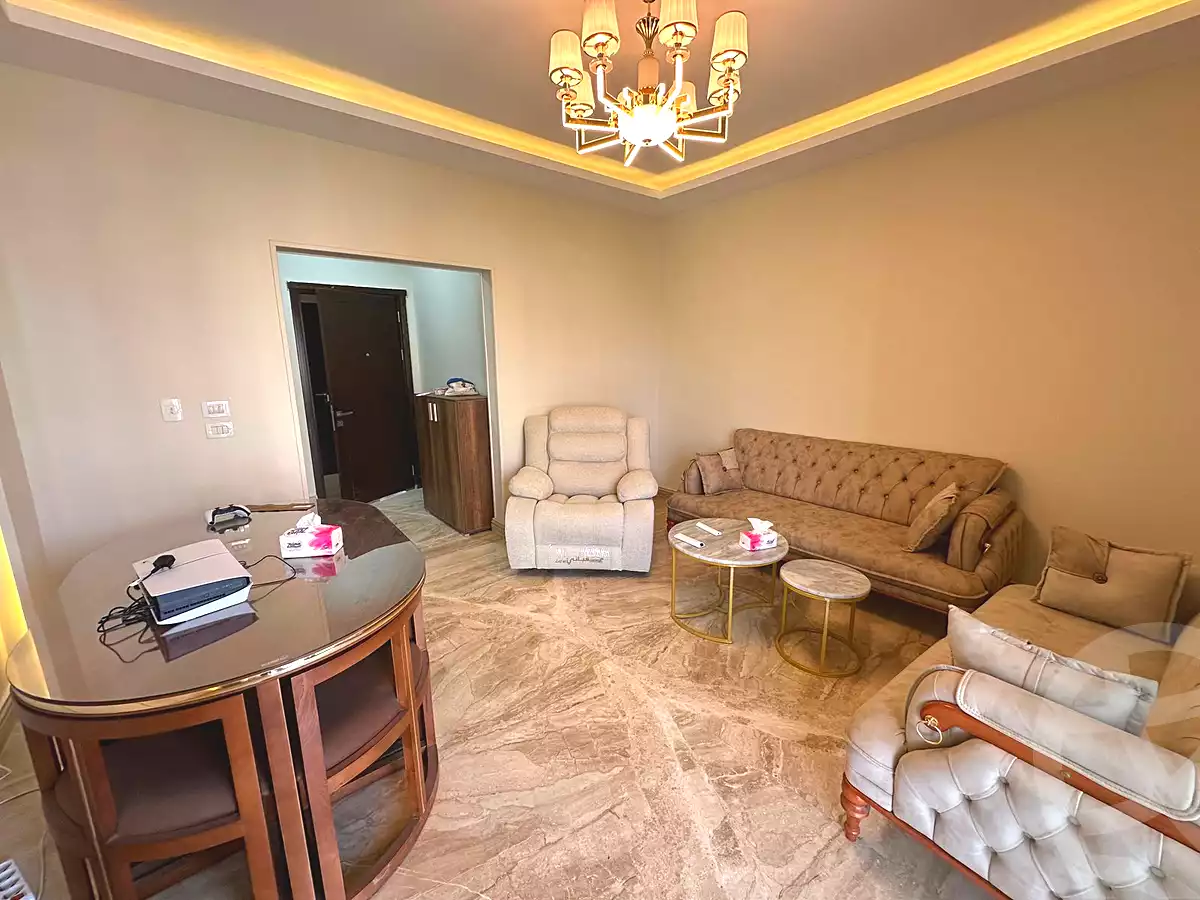 https://aqarmap.com.eg/ar/listing/7035438-for-sale-cairo-new-cairo-compounds-district-5-the-plateau-district-5