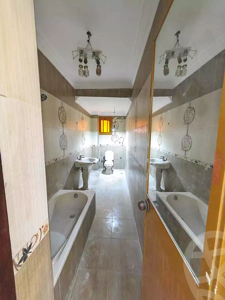 https://aqarmap.com.eg/en/listing/7035475-for-sale-cairo-helwan-helwan-el-sharkeya-thabit-basha-st