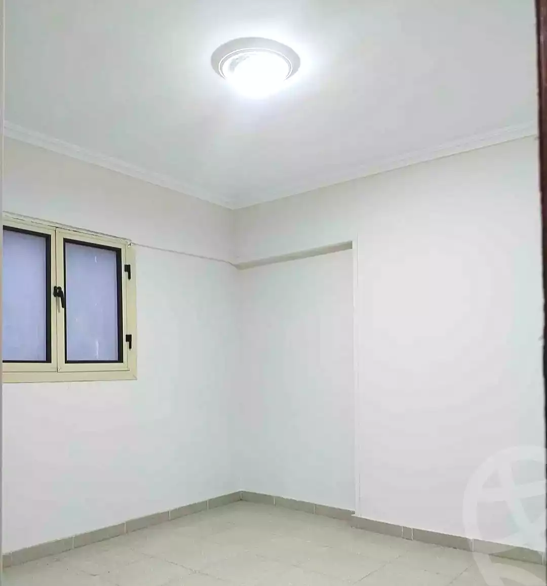 https://aqarmap.com.eg/ar/listing/7035543-for-sale-alexandria-sydy-bshr-sydy-bshr-bhry