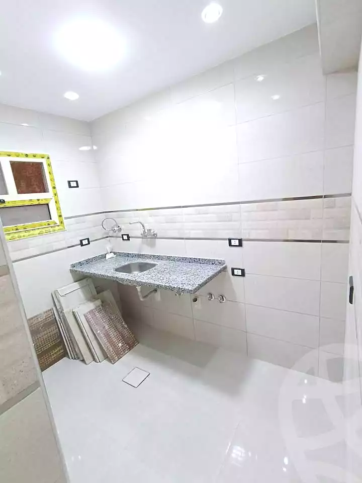 https://aqarmap.com.eg/en/listing/7035632-for-sale-alexandria-al-agamy-el-hanouvel-kasr-al-quiri-st-1