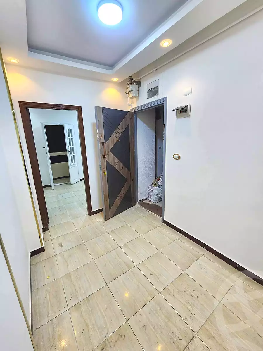 https://aqarmap.com.eg/ar/listing/7035791-for-sale-alexandria-lsywf-el-falki