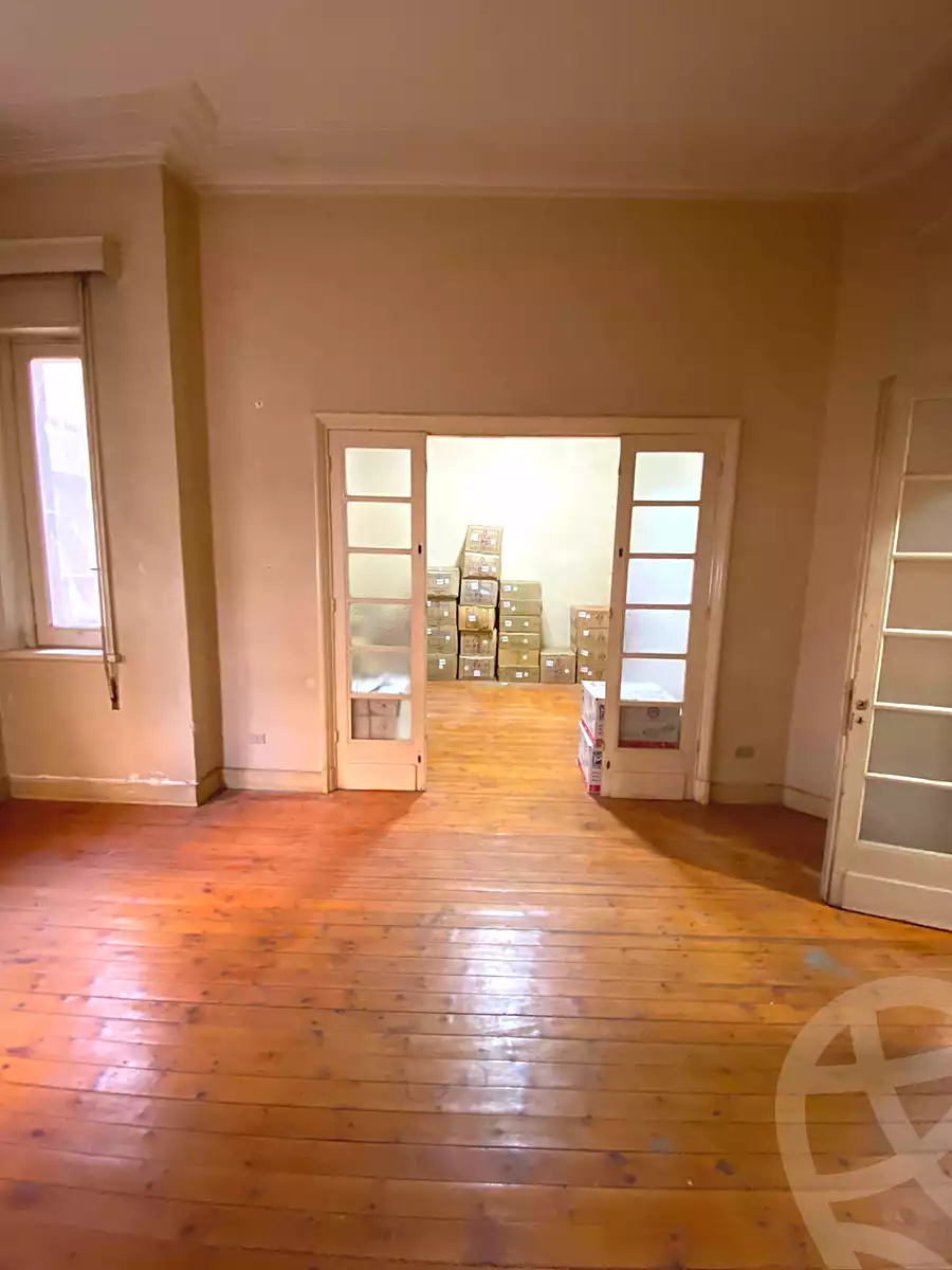 https://aqarmap.com.eg/en/listing/7035813-for-rent-cairo-downtown-el-tahrir