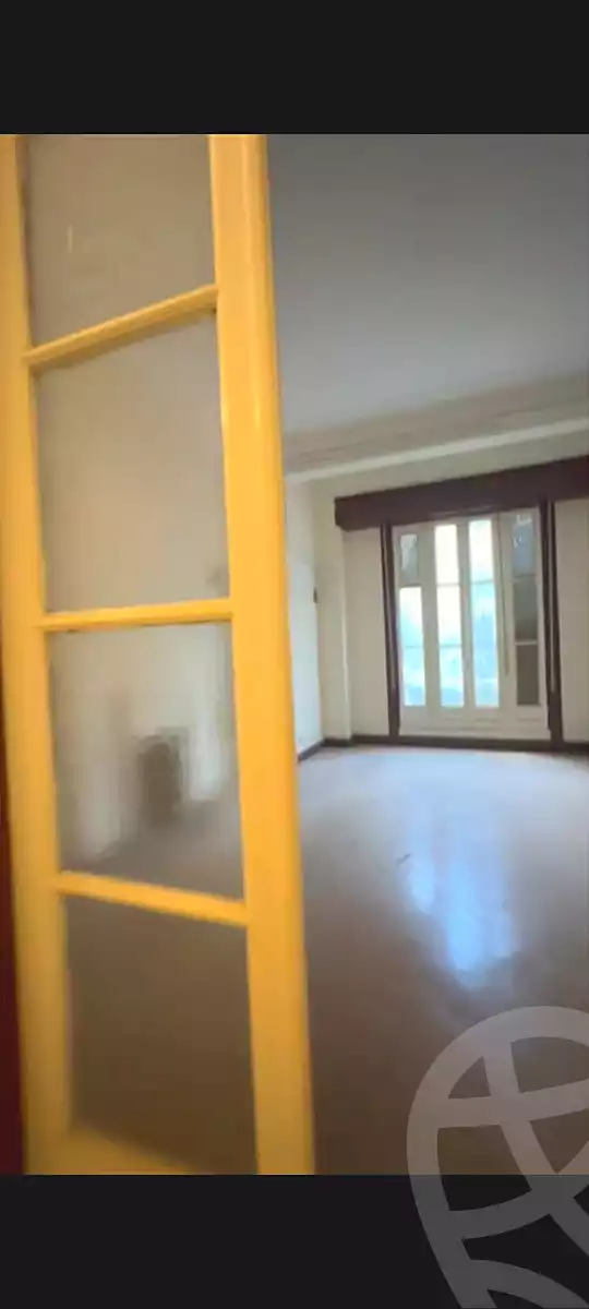 https://aqarmap.com.eg/en/listing/7035991-for-rent-cairo-downtown-kasr-el-neel-nile-corniche-st