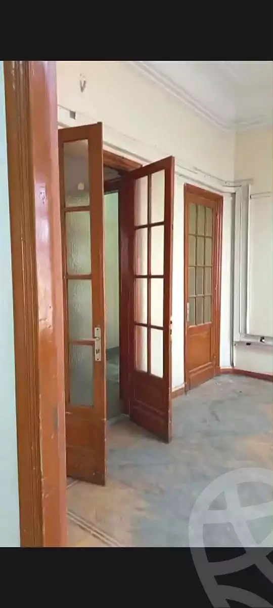 https://aqarmap.com.eg/en/listing/7036002-for-rent-cairo-downtown-el-azbakya-el-gomhoreya-st