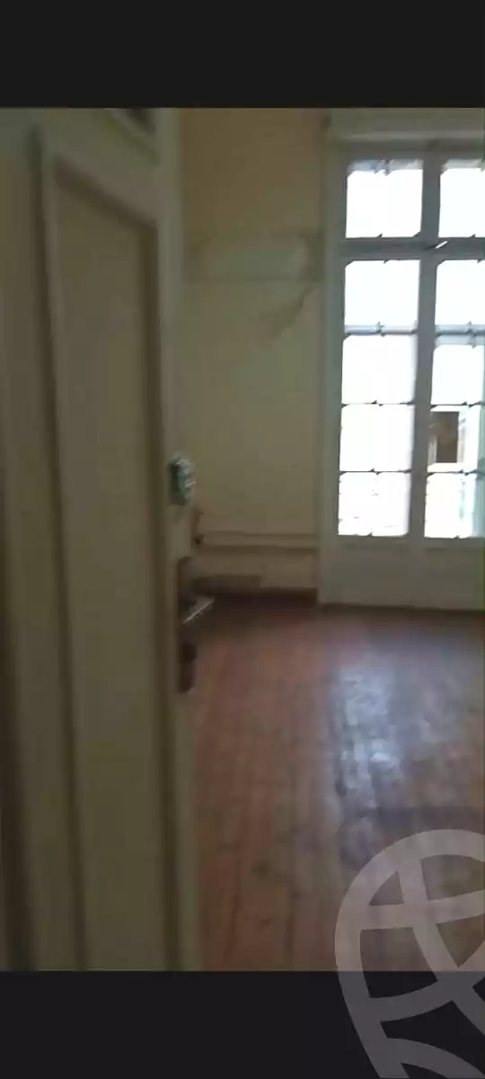 https://aqarmap.com.eg/en/listing/7036002-for-rent-cairo-downtown-el-azbakya-el-gomhoreya-st